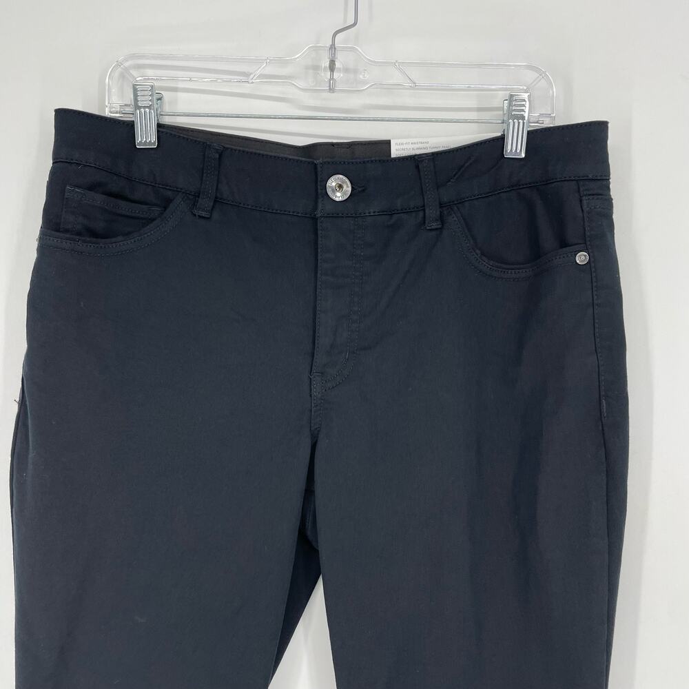 Liz Claiborne Slim Leg Mid Rise Black Pants Size 12 Petite - Picture 4 of 9